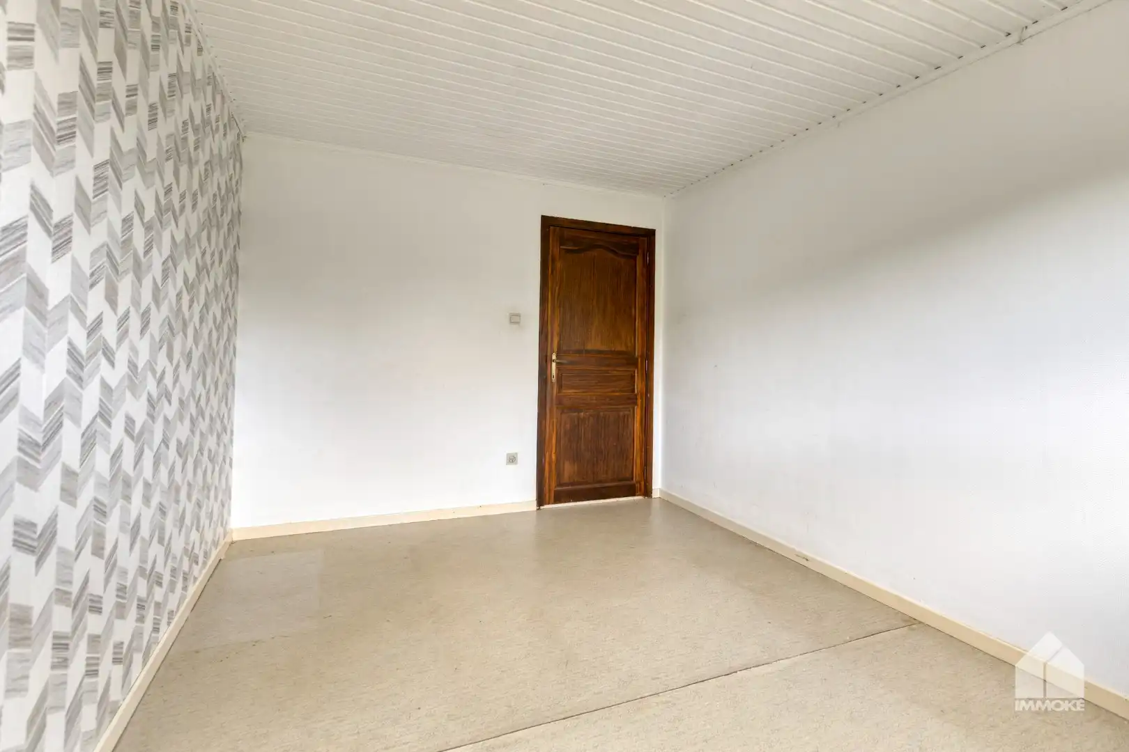 Te renoveren woning op 8a 40ca met 3 slpk en vrijstaande garage. foto 15