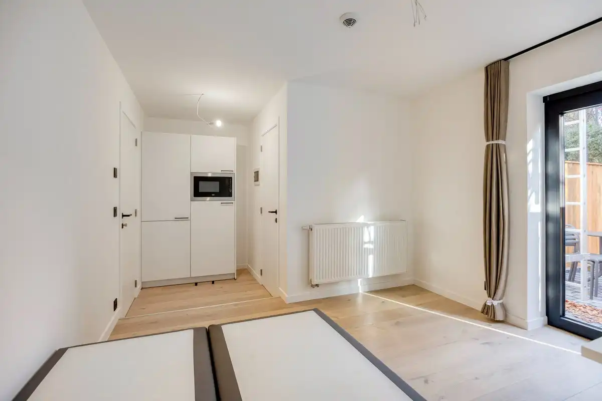 Volledig gerenoveerd en gemeubelde studentenkamer met privé badkamer en tuin - EPC A!  foto 17