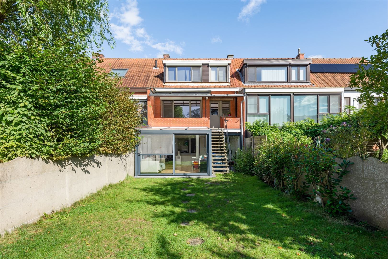 Centraal gelegen bel-étagewoning vlakbij Oude Landen en treinstation Ekeren. foto 3