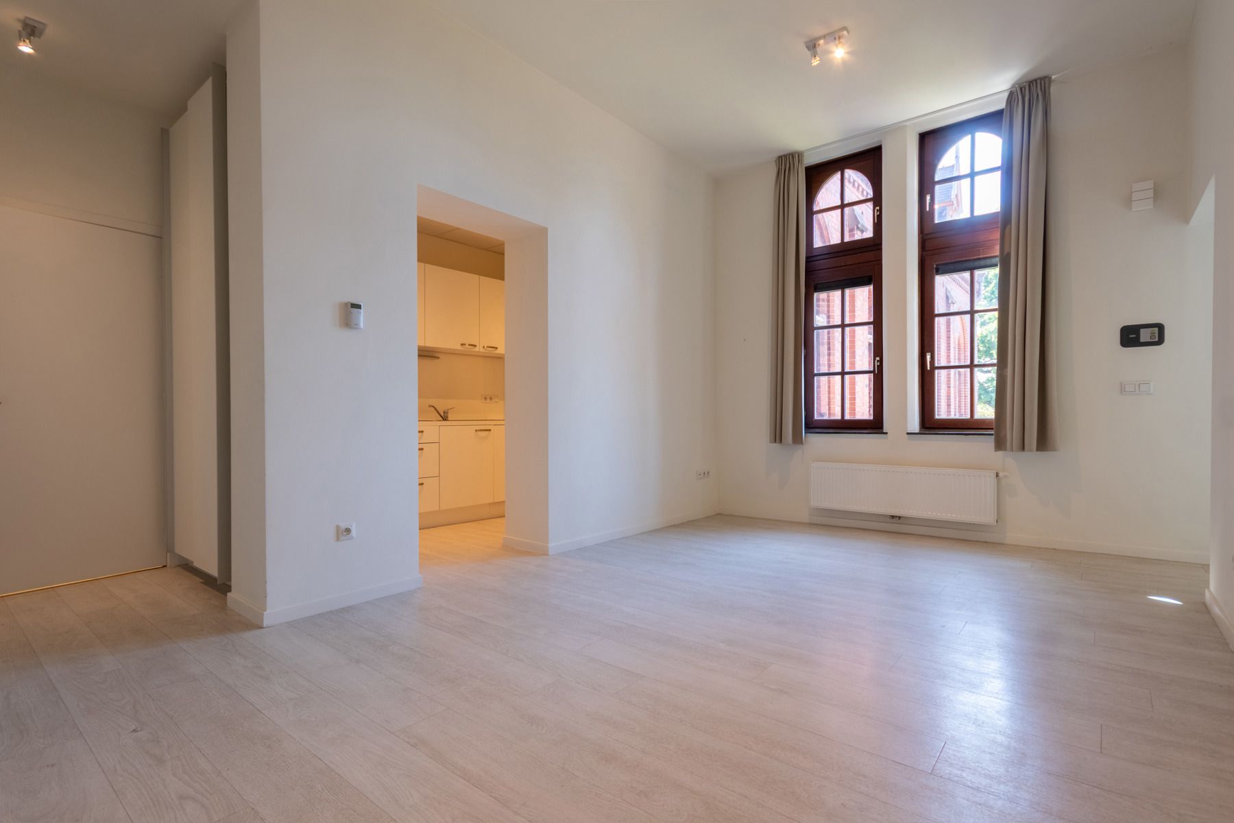Assistentieflat met kelder in centrum Halle foto 6