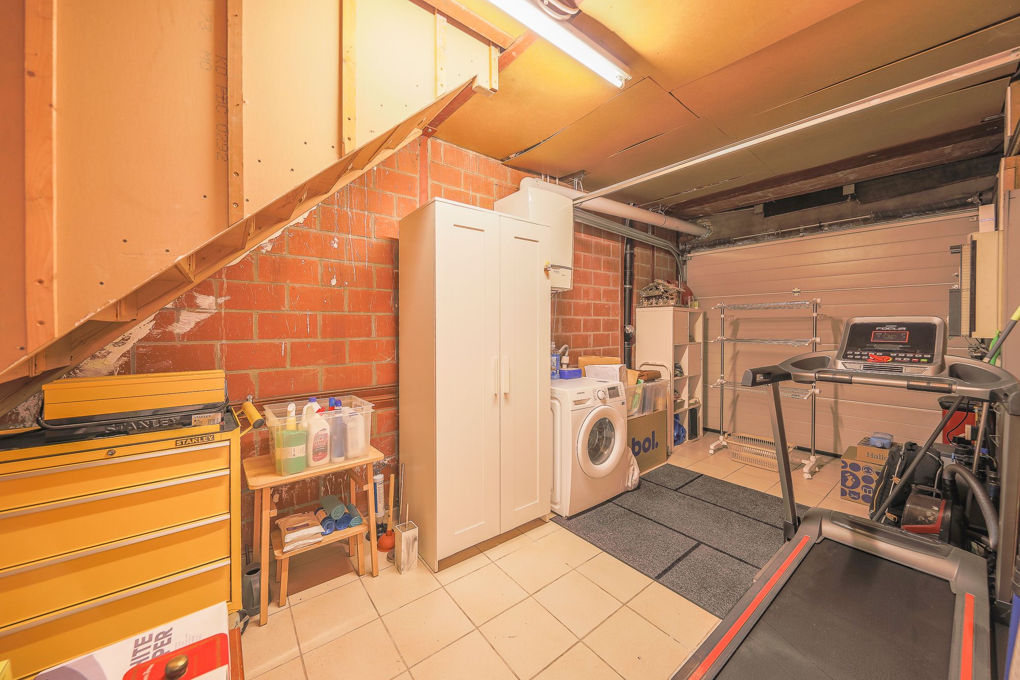 Eéngezinswoning met stadstuin en garage foto 9