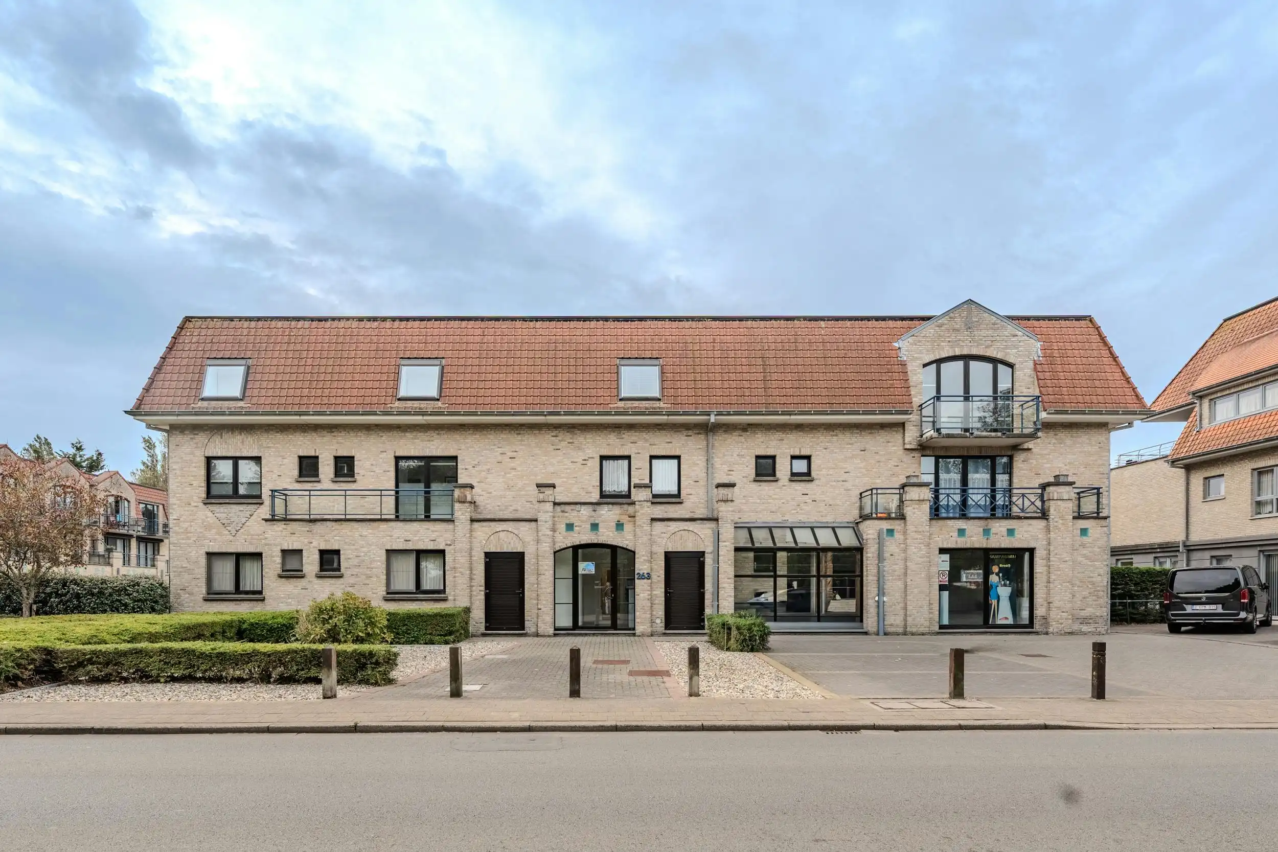 Garagebox te koop te Bredene foto 2