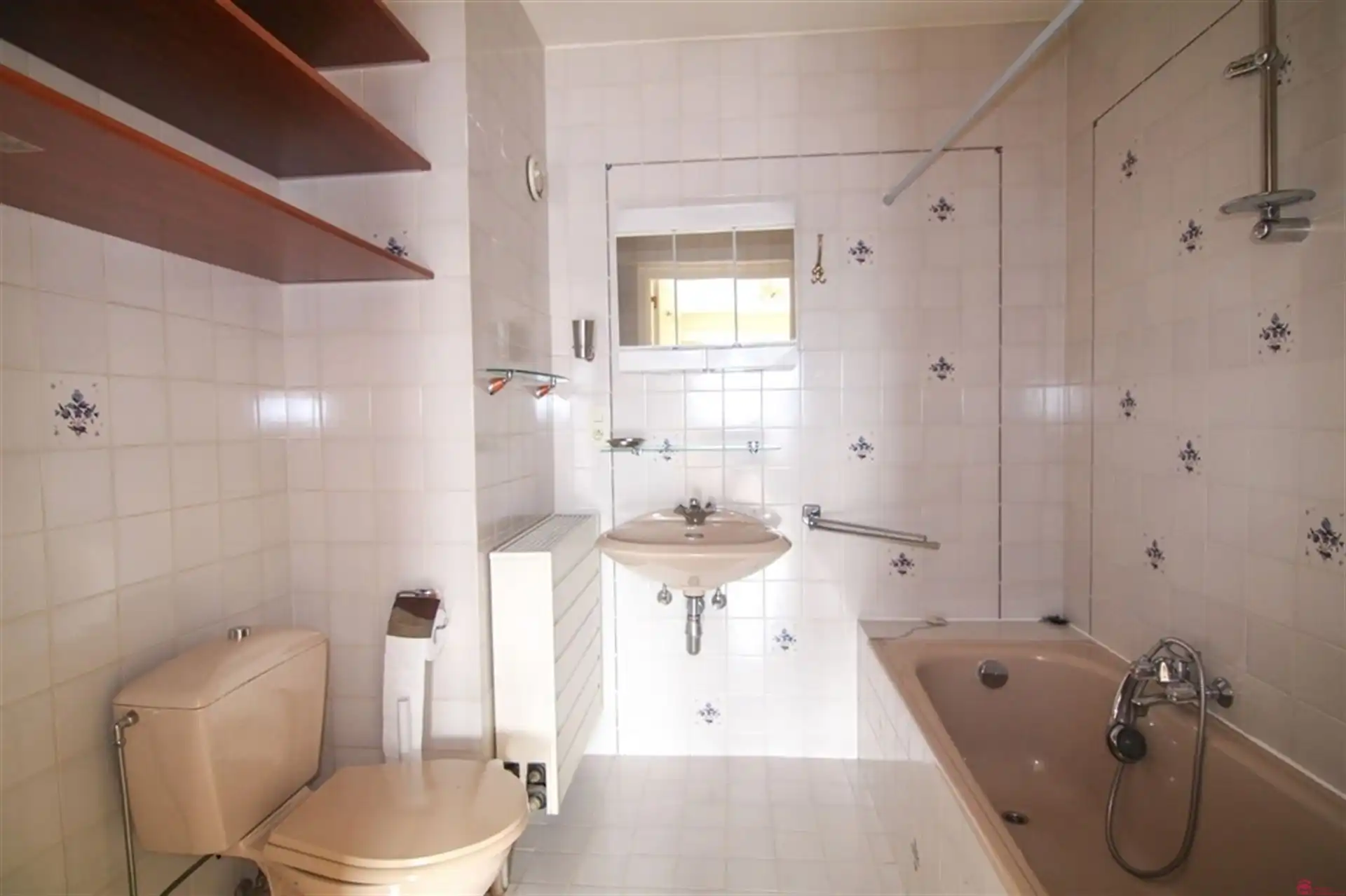 zonnig appartement met terras foto 6