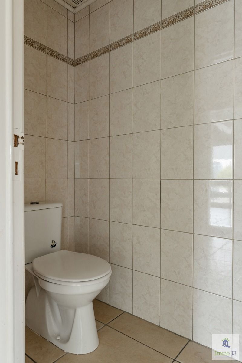 Ruim appartement (150m²) met 3 slaapkamers foto 9