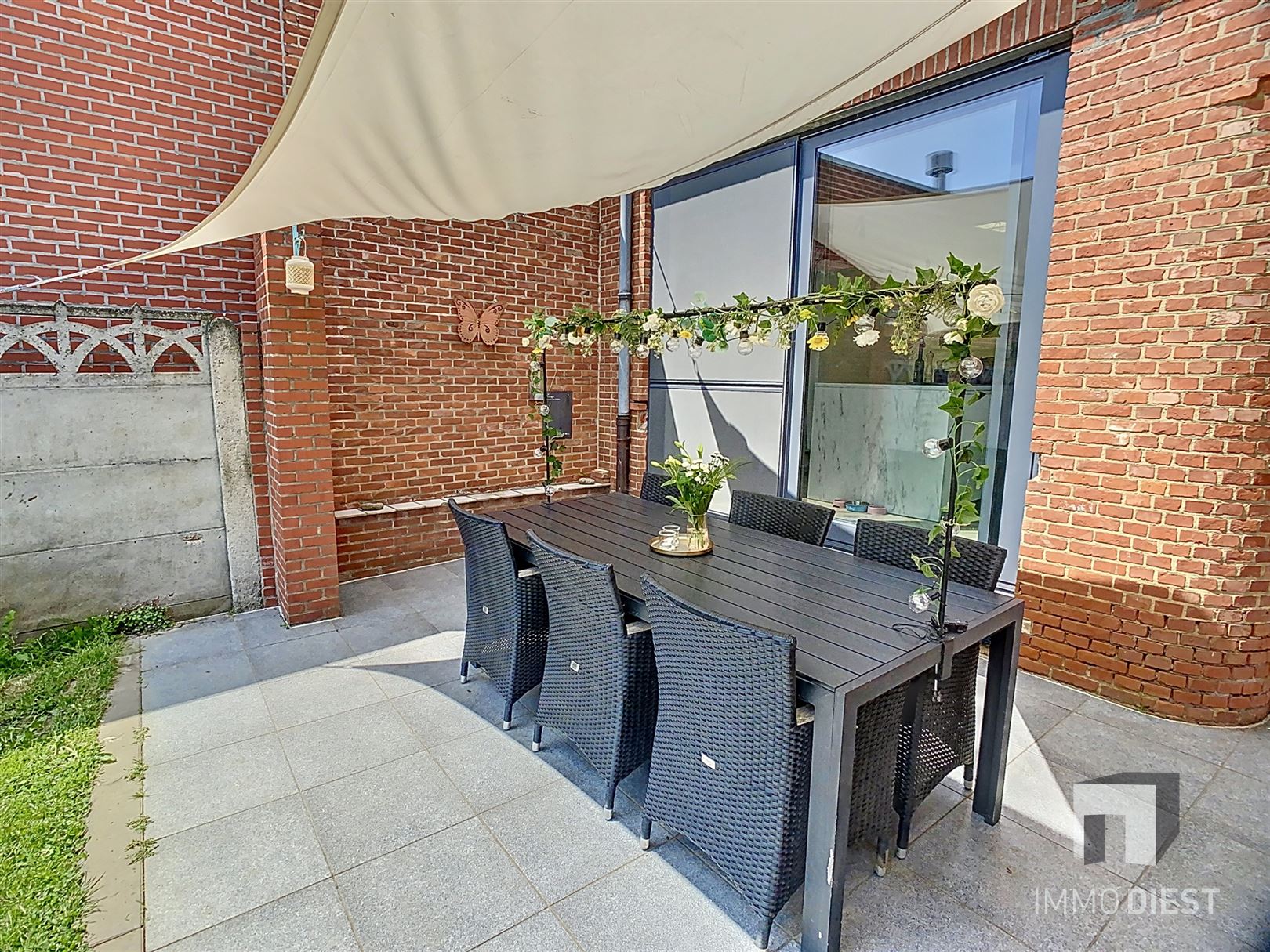 Gerenoveerde centrum woning met zuidgerichte tuin! foto 6