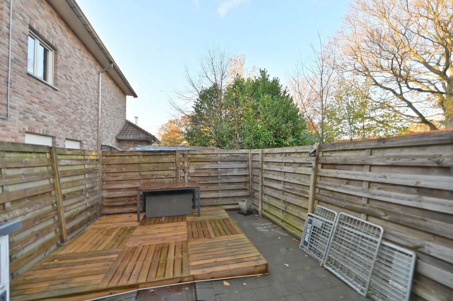 Royaal gelijkvloersappartement met 2 slaapkamers en inpandige garage, nabij het centrum van Lanaken foto 7