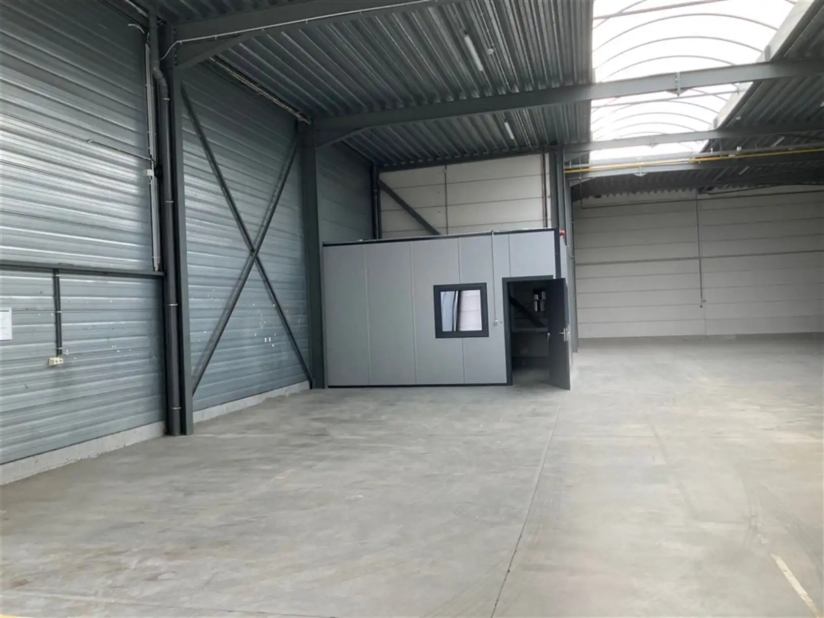 KMO Unit te Singel Noord Industrial Center foto 10