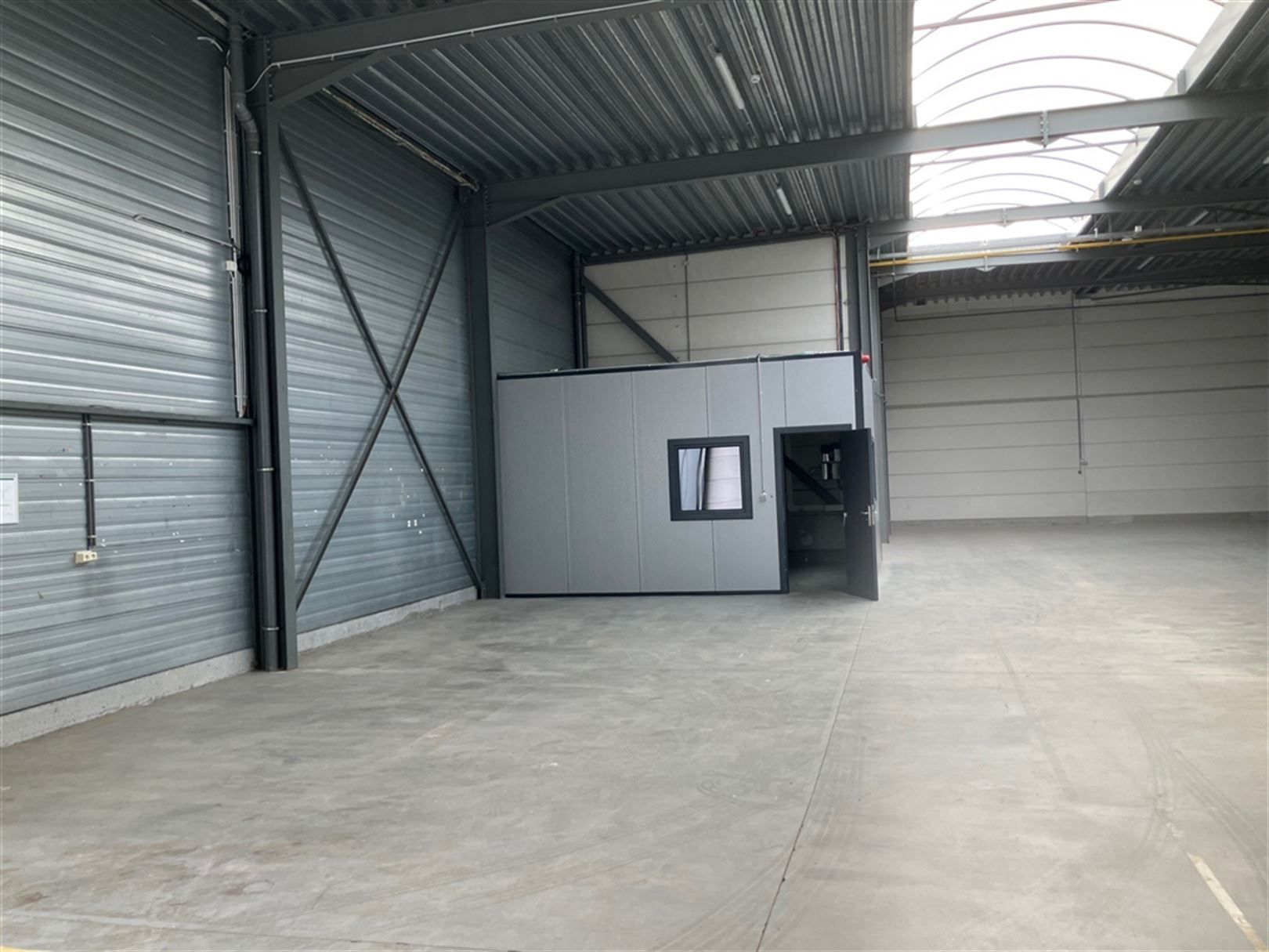 KMO Unit te Singel Noord Industrial Center foto 10