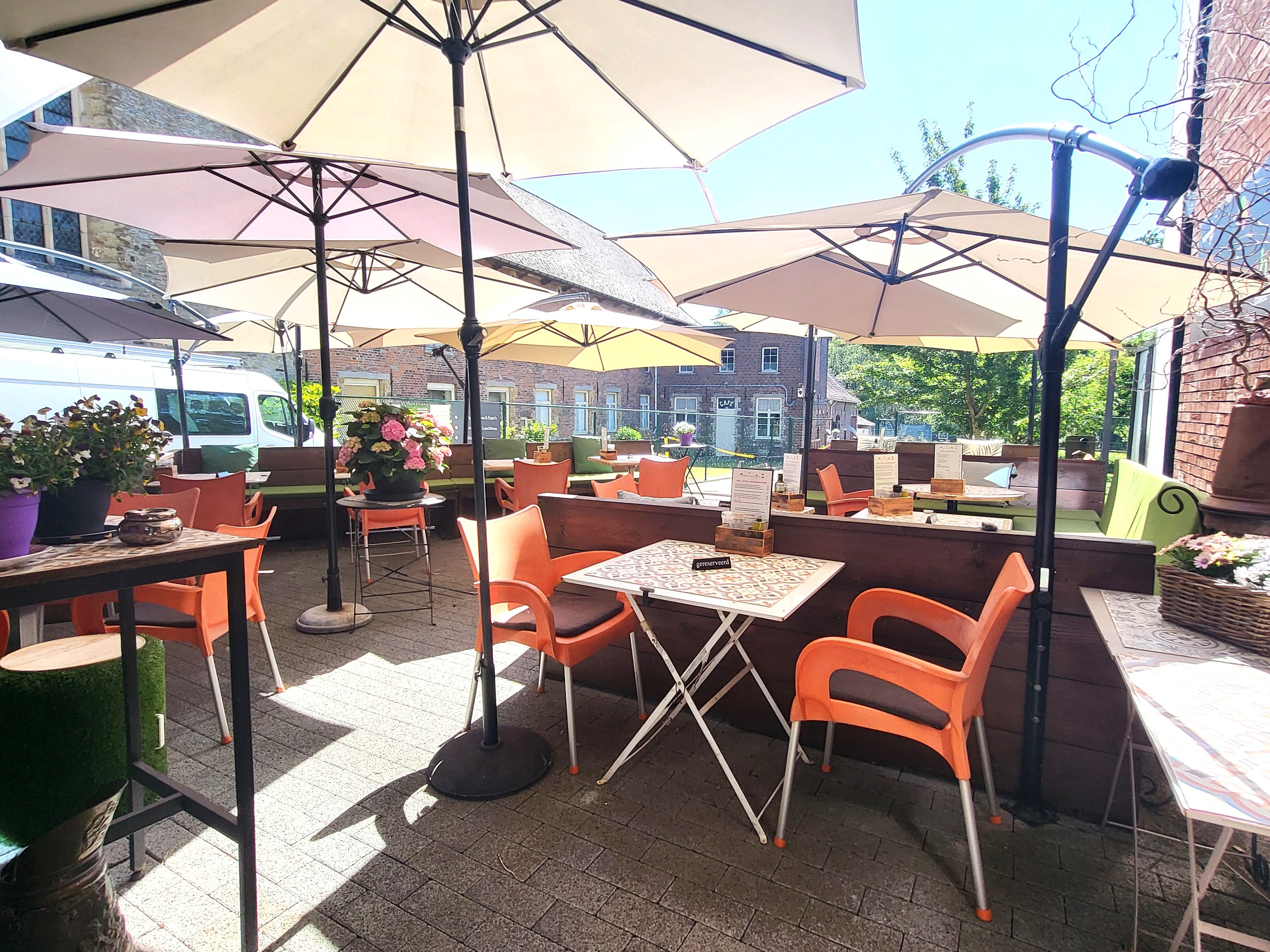 Prachtige assistentiewoning van 70m² met zonnig terras en gemeenschappelijke tuin, veel lichtinval! Ideale investering, verhuurd aan 24,99€/ dag.  foto 19