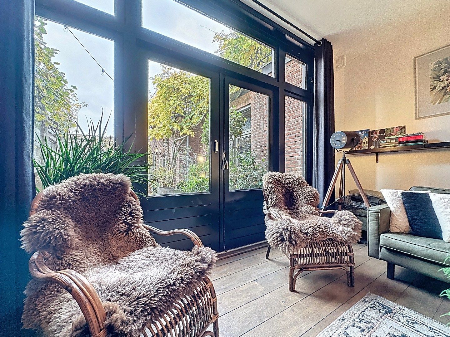 Veelzijdig pand in historisch IJzendijke foto 7