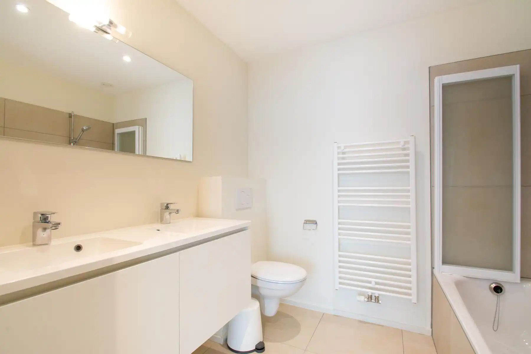 LICHTRIJK - 2k appartement met terras en tuin (NAVO area) foto 10