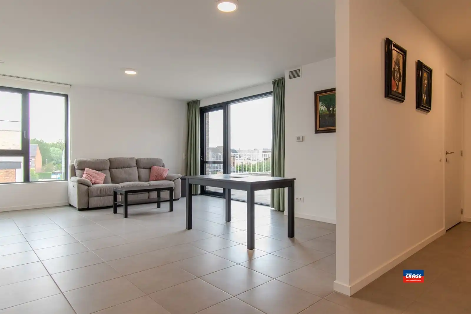 Assistentiewoning met ruim terras en autostaanplaats foto 5