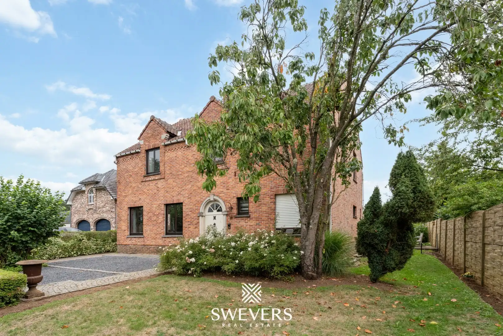 Karaktervolle gezinswoning met veel potentieel op een perceel van 13a55ca in hartje Heusden-Zolder foto 35