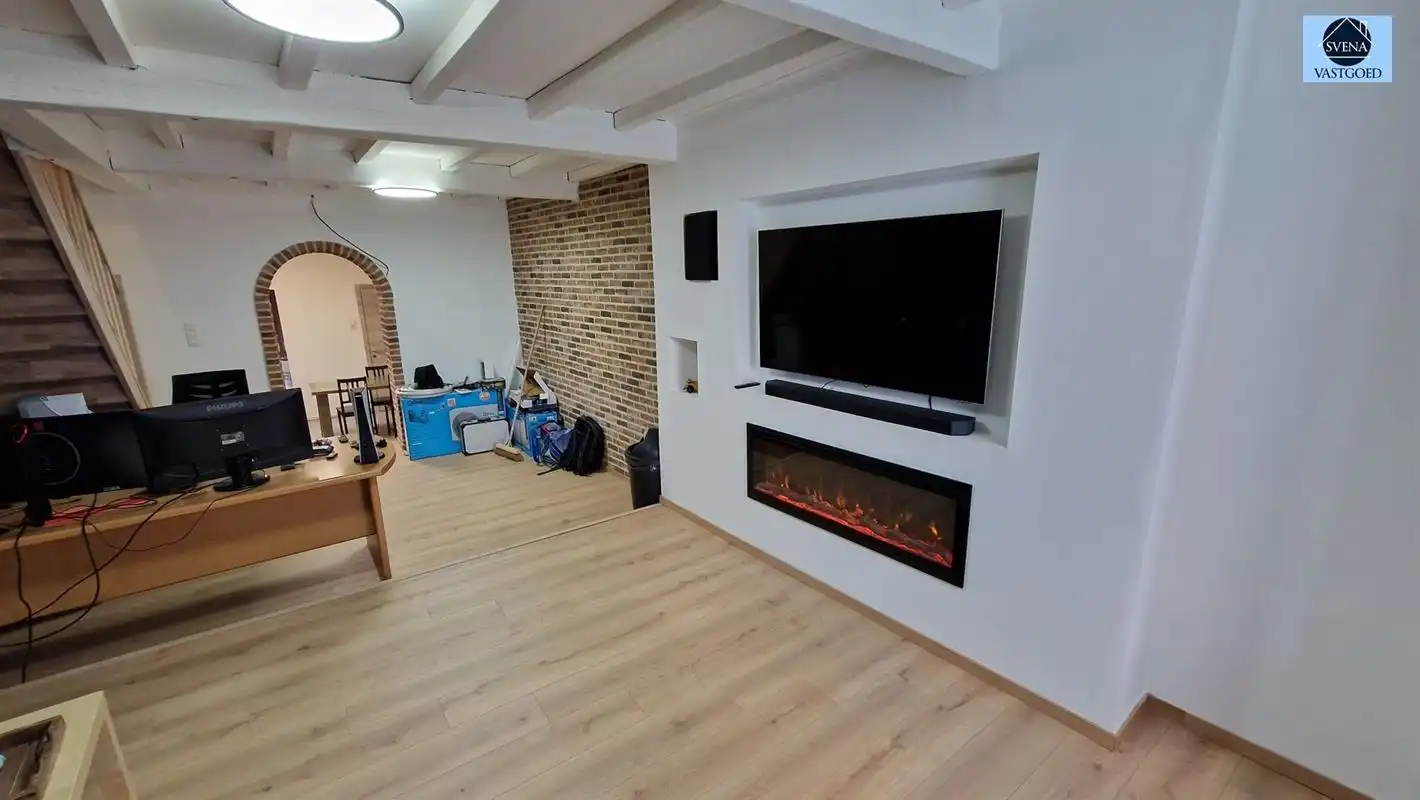 WONING MET 2 KAMERS, GARAGE EN TUIN foto 2
