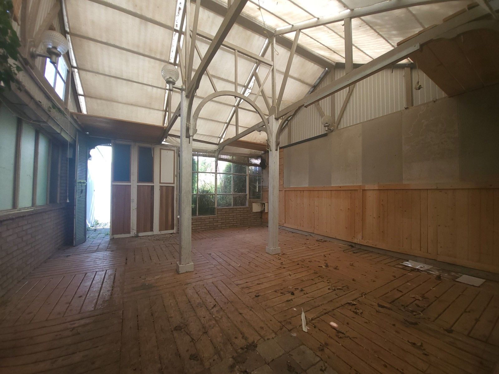 Ruime, centraal gelegen woning in Deinze foto 13