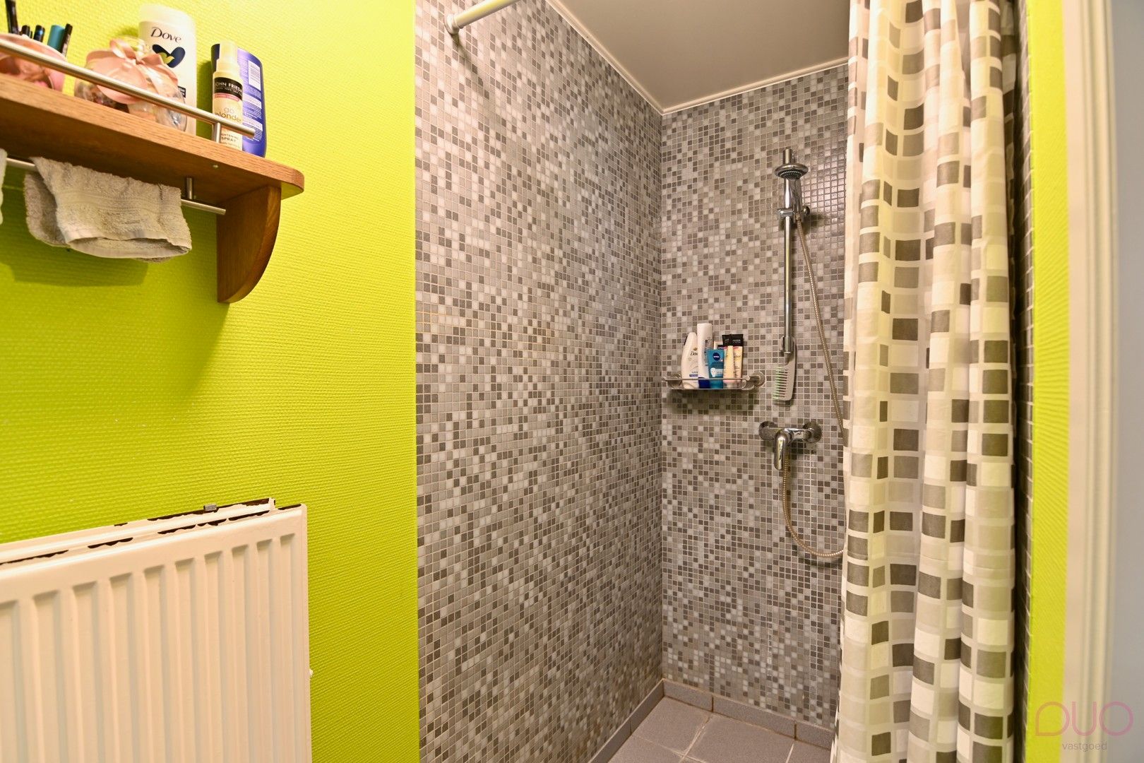 Instapklare halfopen bebouwing met drie slaapkamers en twee badkamers, vlakbij Provinciaal domein Nieuwenhoven foto 20