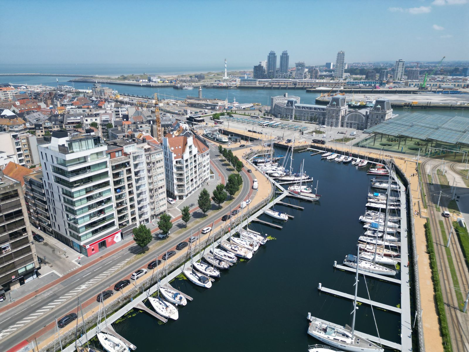 Zonnig appartement met open zicht op jachthaven. (2-slpk) foto 17