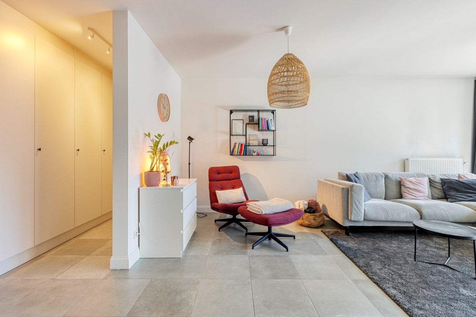 Instapklaar gelijkvloers appartement met 3 slpks, kelderberging en parking te OLV Olen ! foto 12