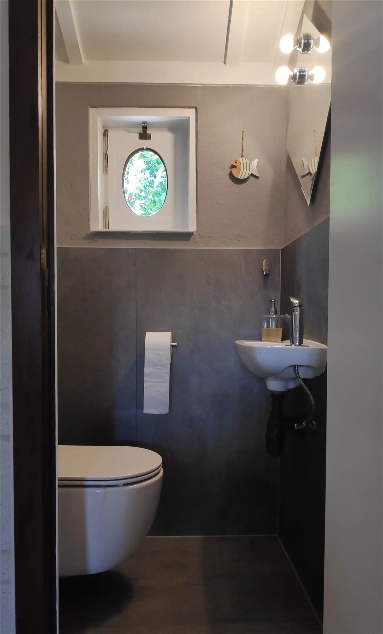 Prachtig duinenhuisje met zonnepanelen en 2 toiletten! foto 13