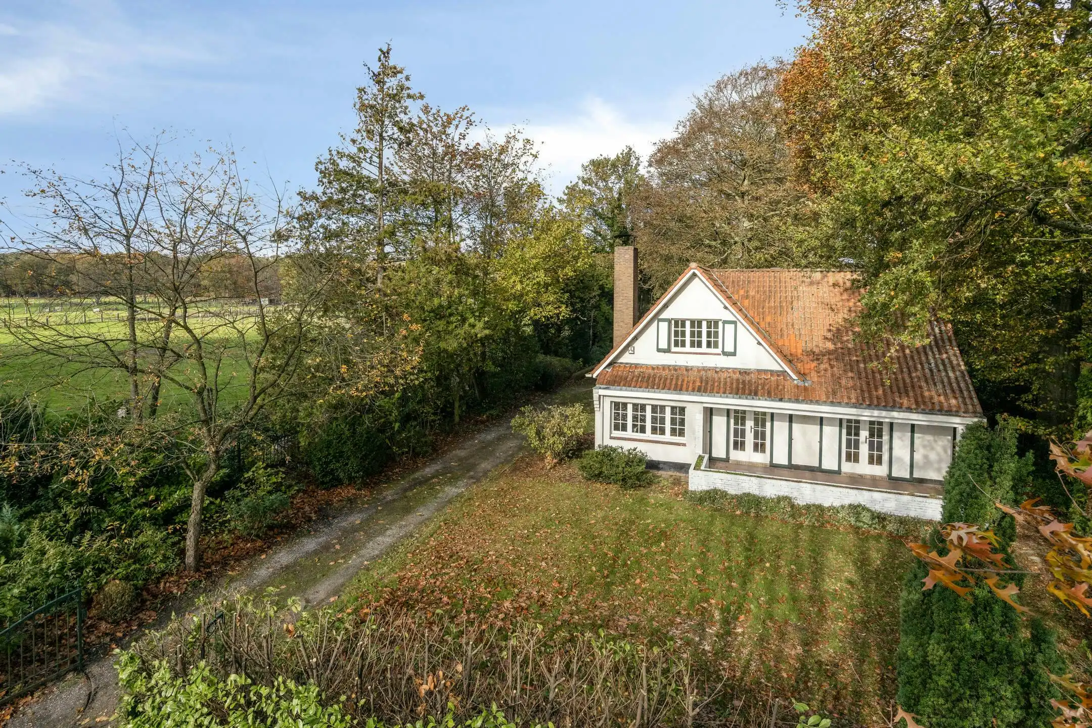 Charmant huis te koop in Putte-Kapellen met grote tuin foto 21