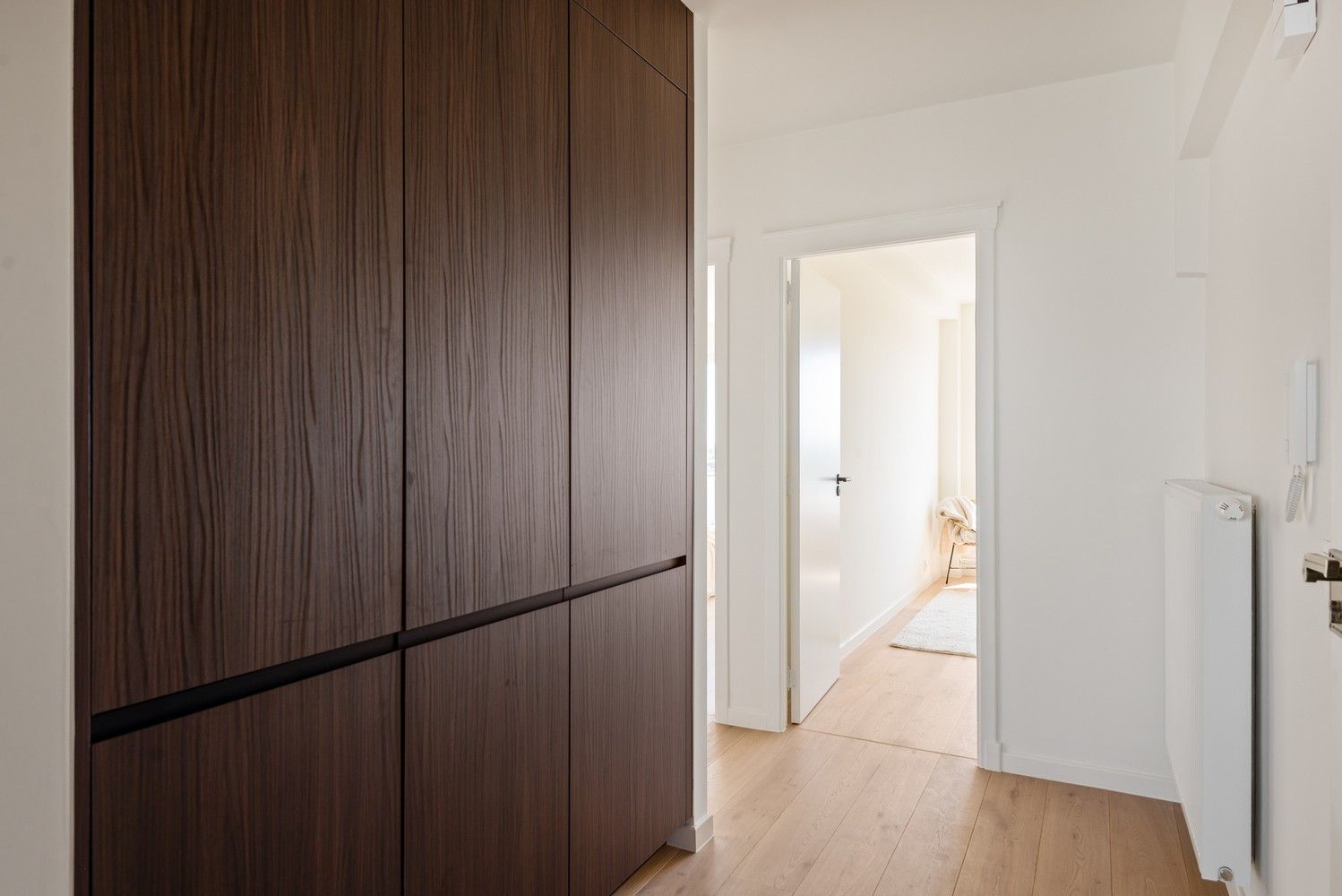 Volledig gerenoveerd appartement met fantastisch uitzicht te Berchem foto 10