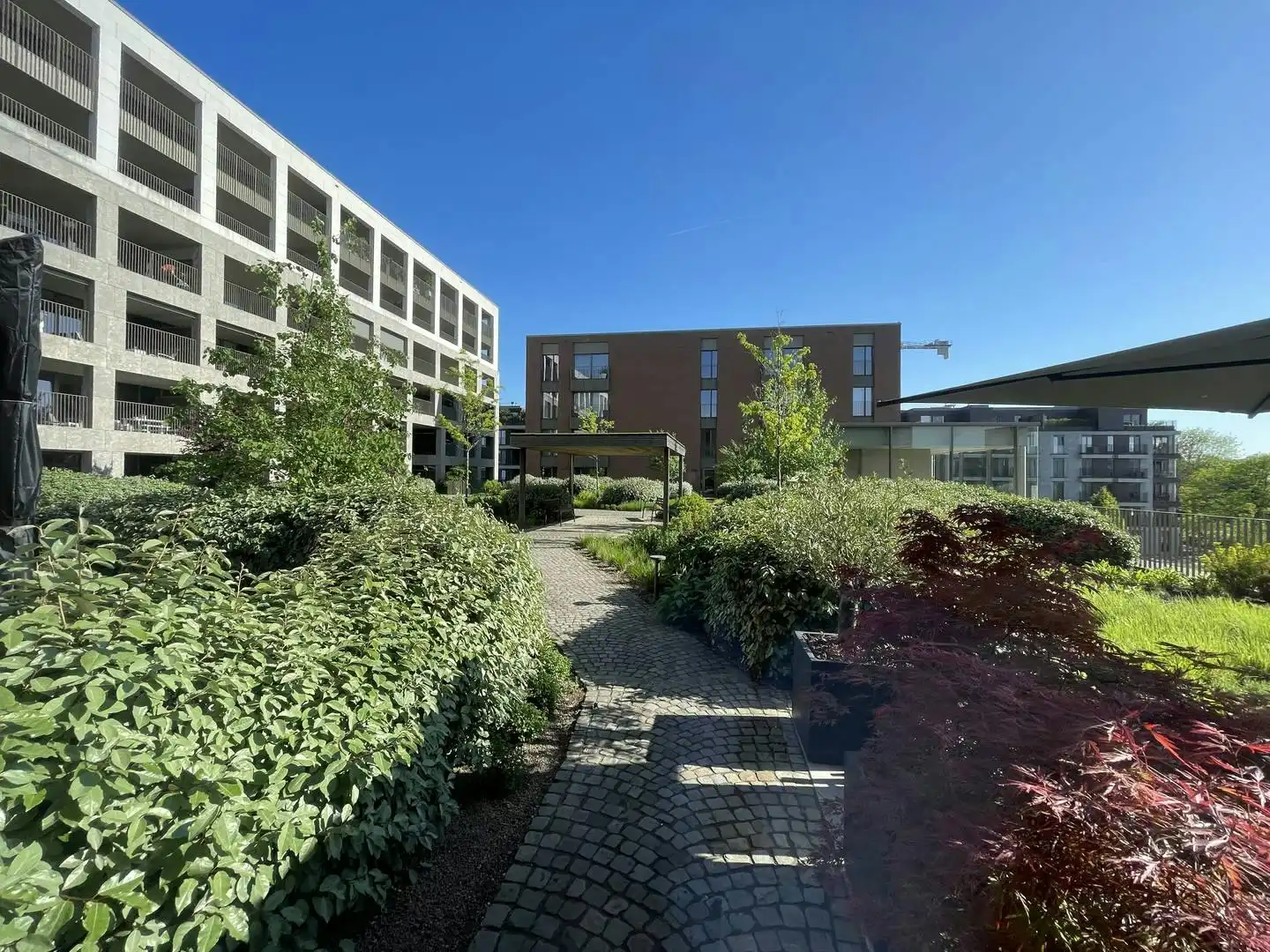 Instapklaar 1-slaapkamer appartement in Quartier Bleu foto 16