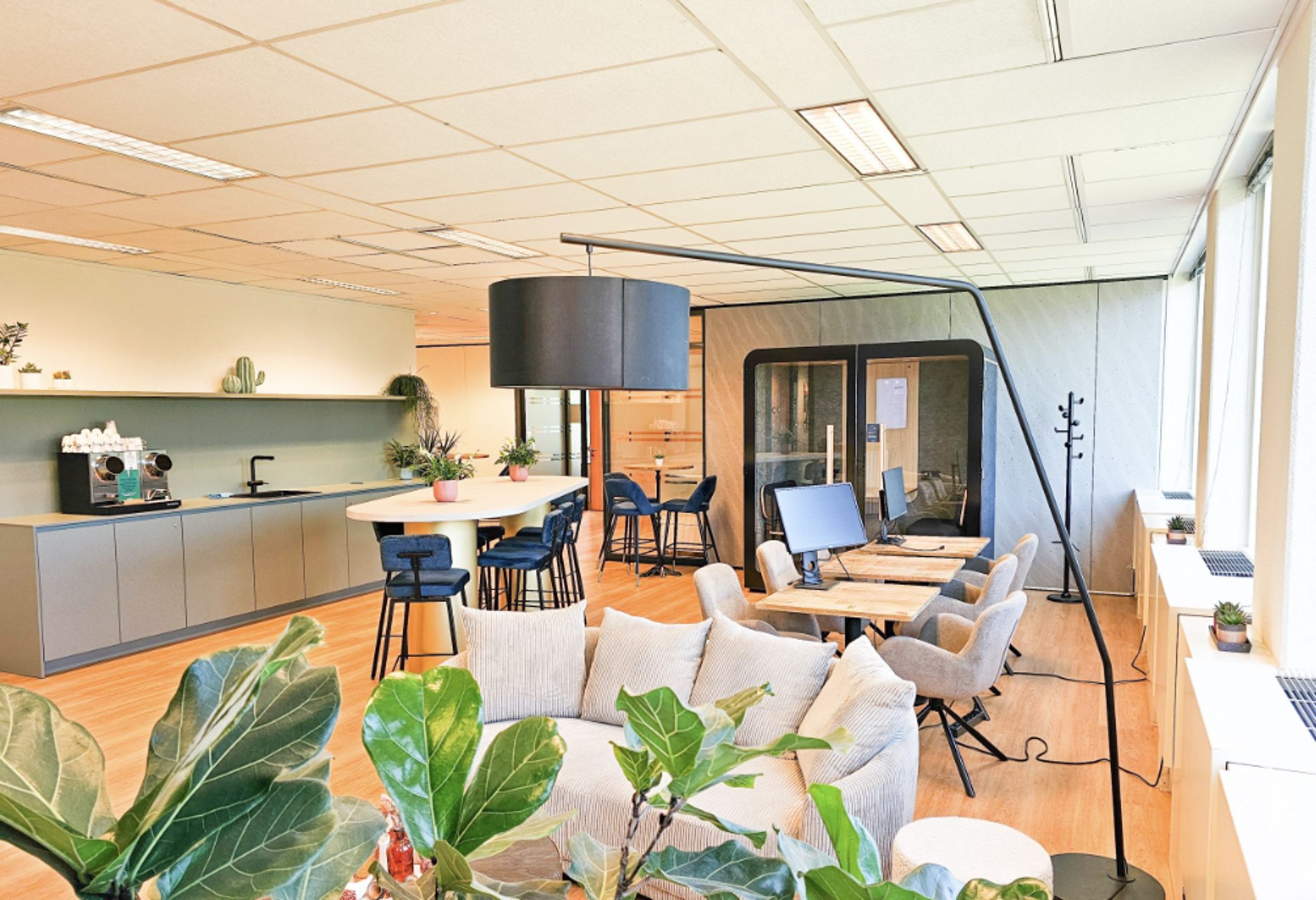 Kantoor te huur foto 5