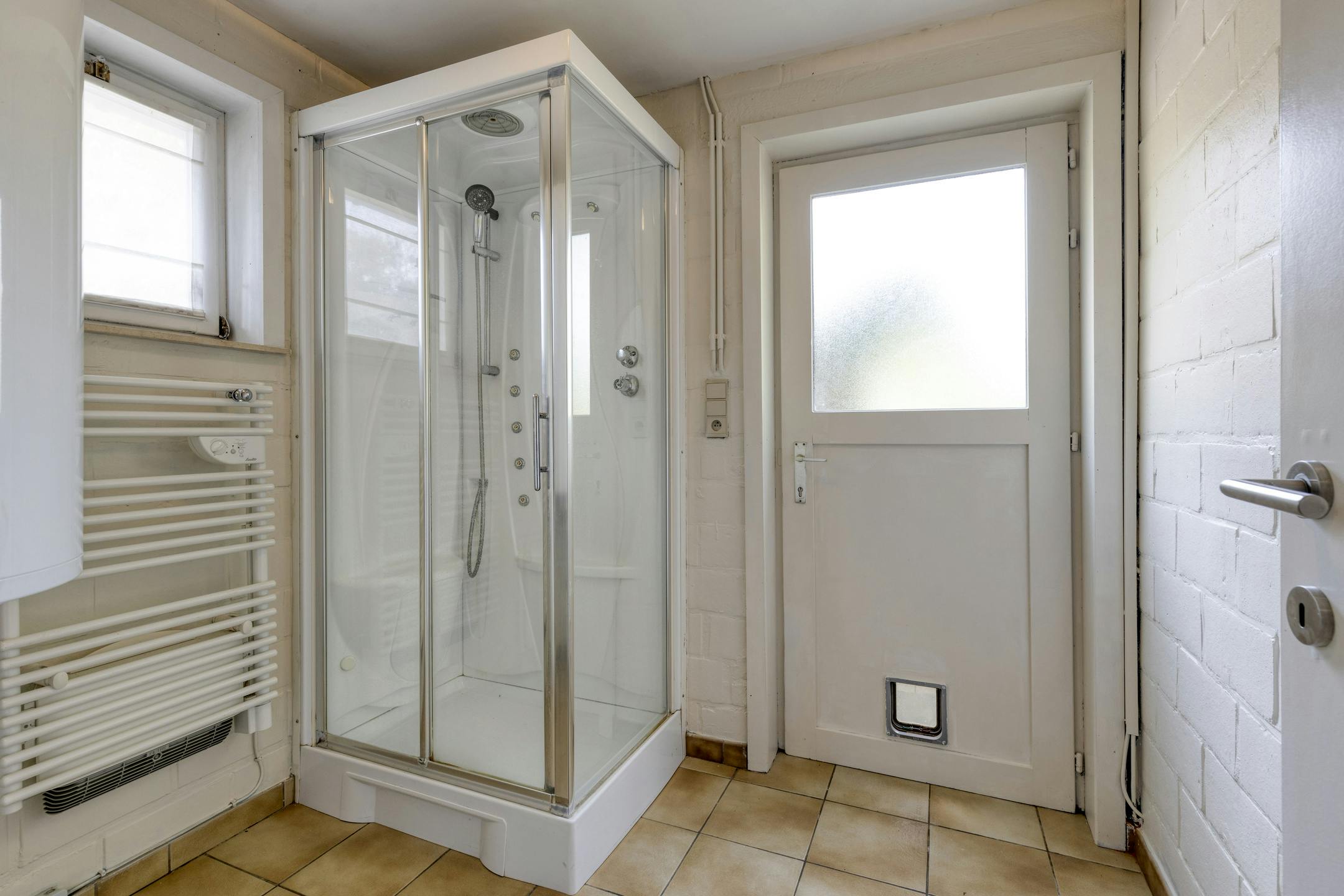 Charmante woning te koop gelegen in een oase van rust foto 7