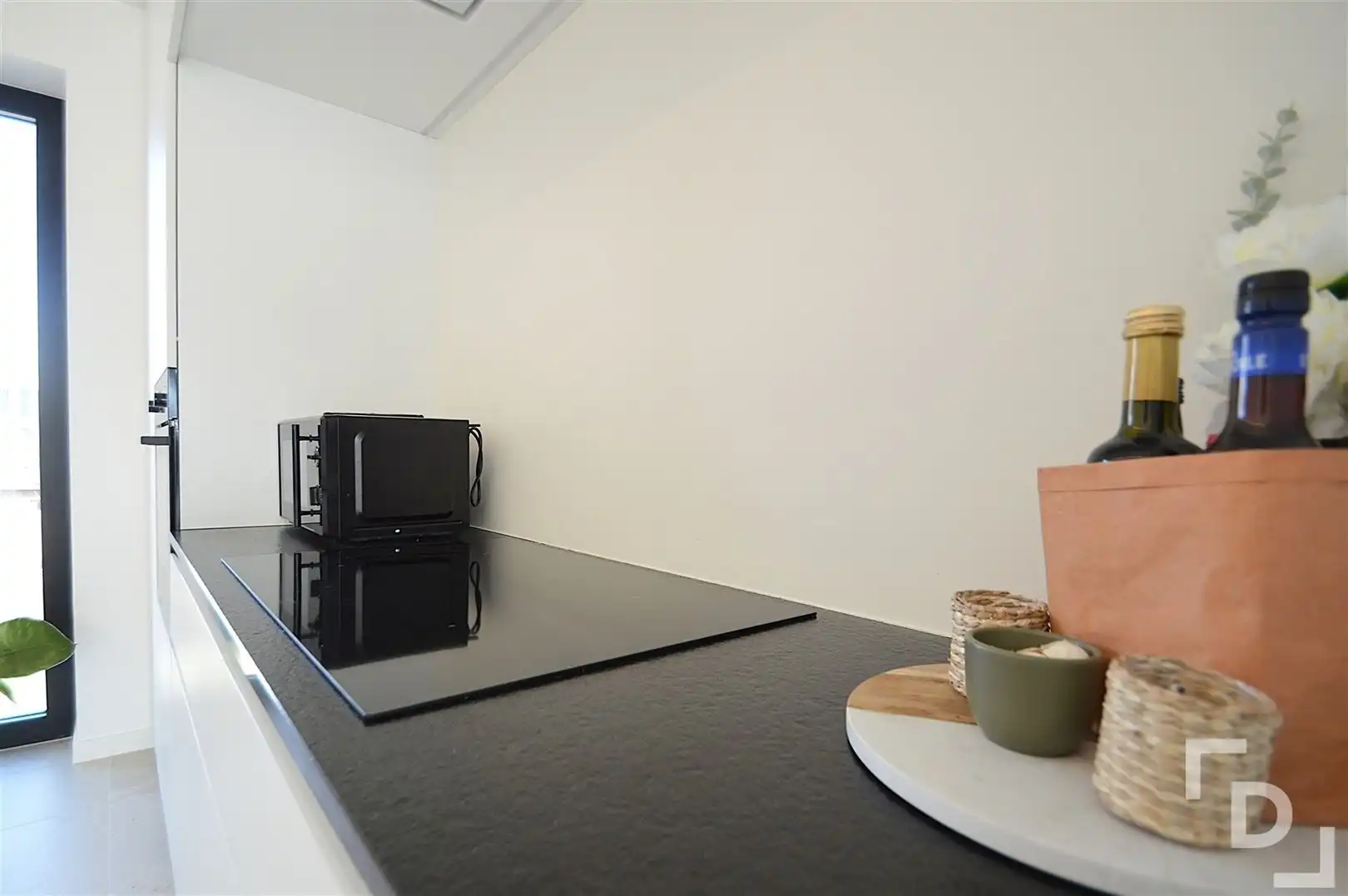 Energiezuinig en ruim nieuwbouwappartement te huur in centrum Langemark! foto 7