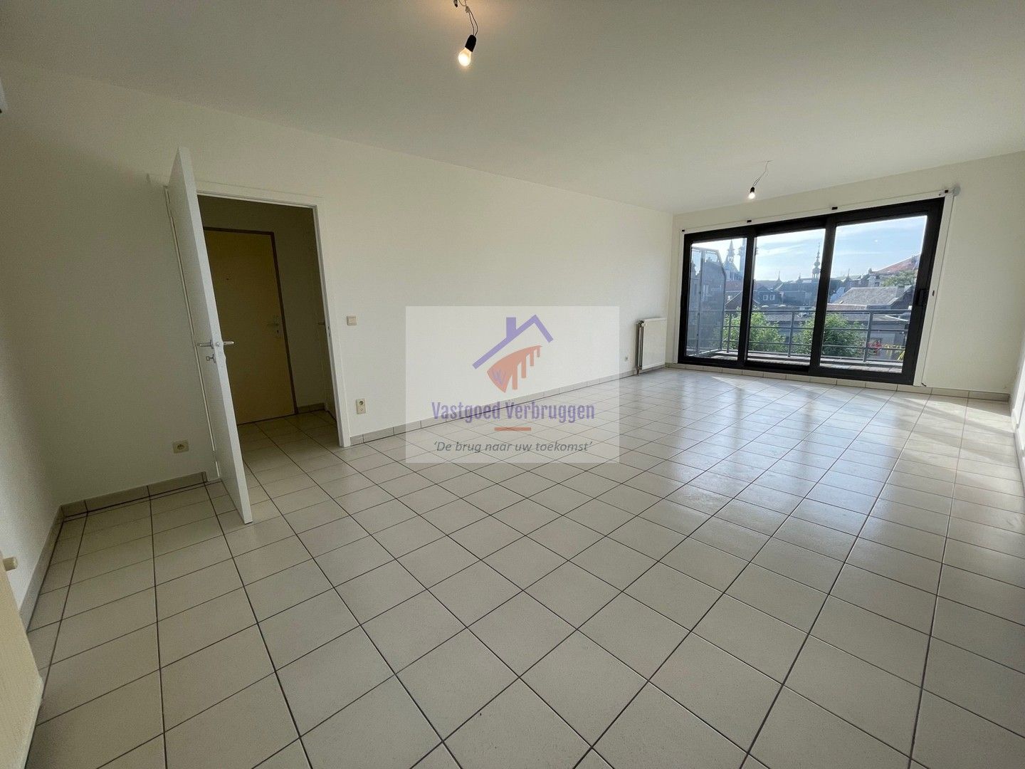 Centraal gelegen appartement (2slpk) met fenomenaal terras en uitzicht foto 3