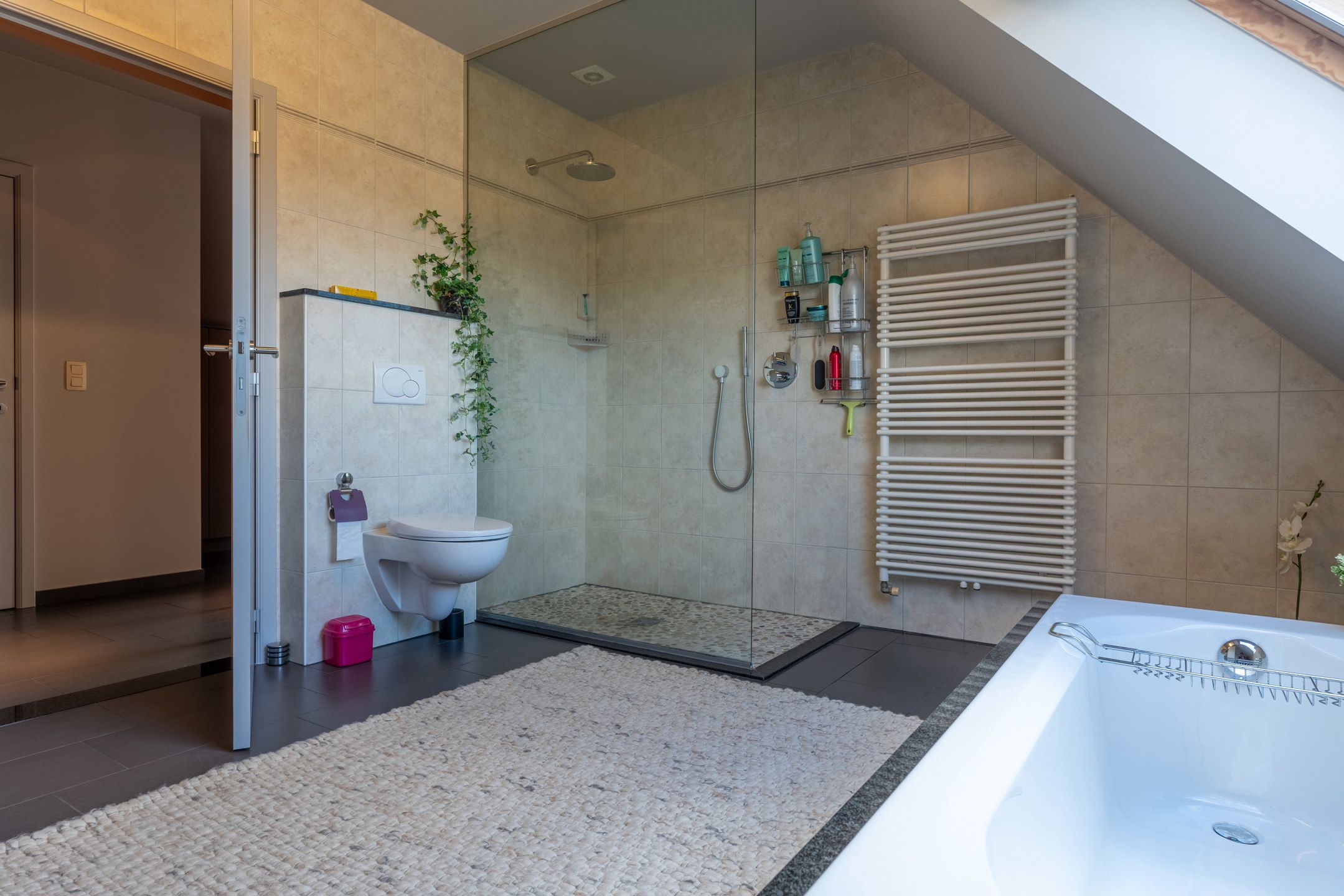 Luxe dakappartement met ruim terras en dubbele garagebox. foto 22
