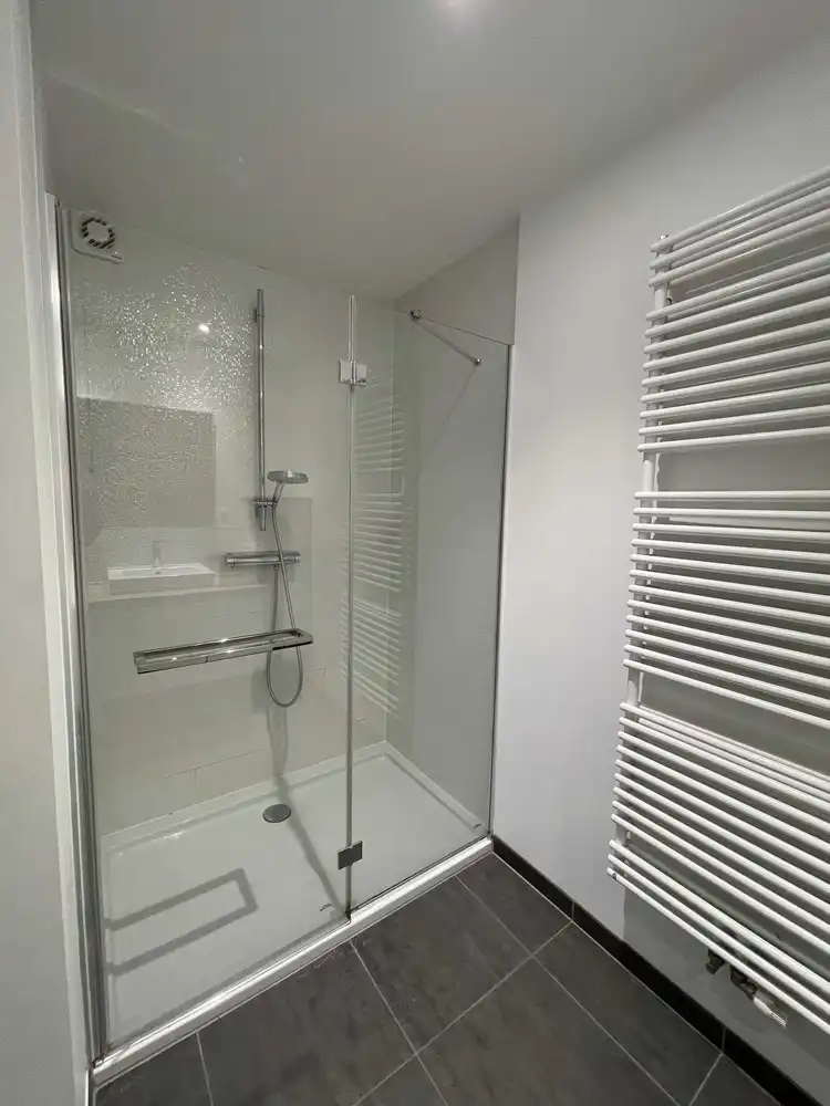 Recente gezinswoning vlakbij het centrum van Genk foto 15