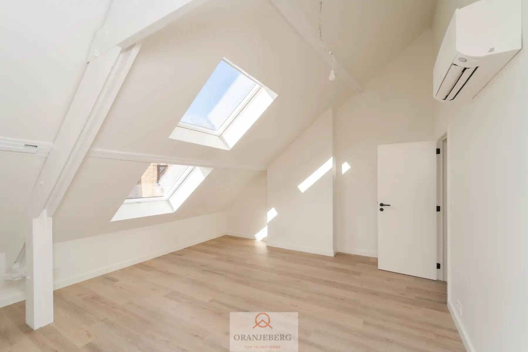 Modern 3 Slpk-appartement te Kramersplein (127 m²) foto 3