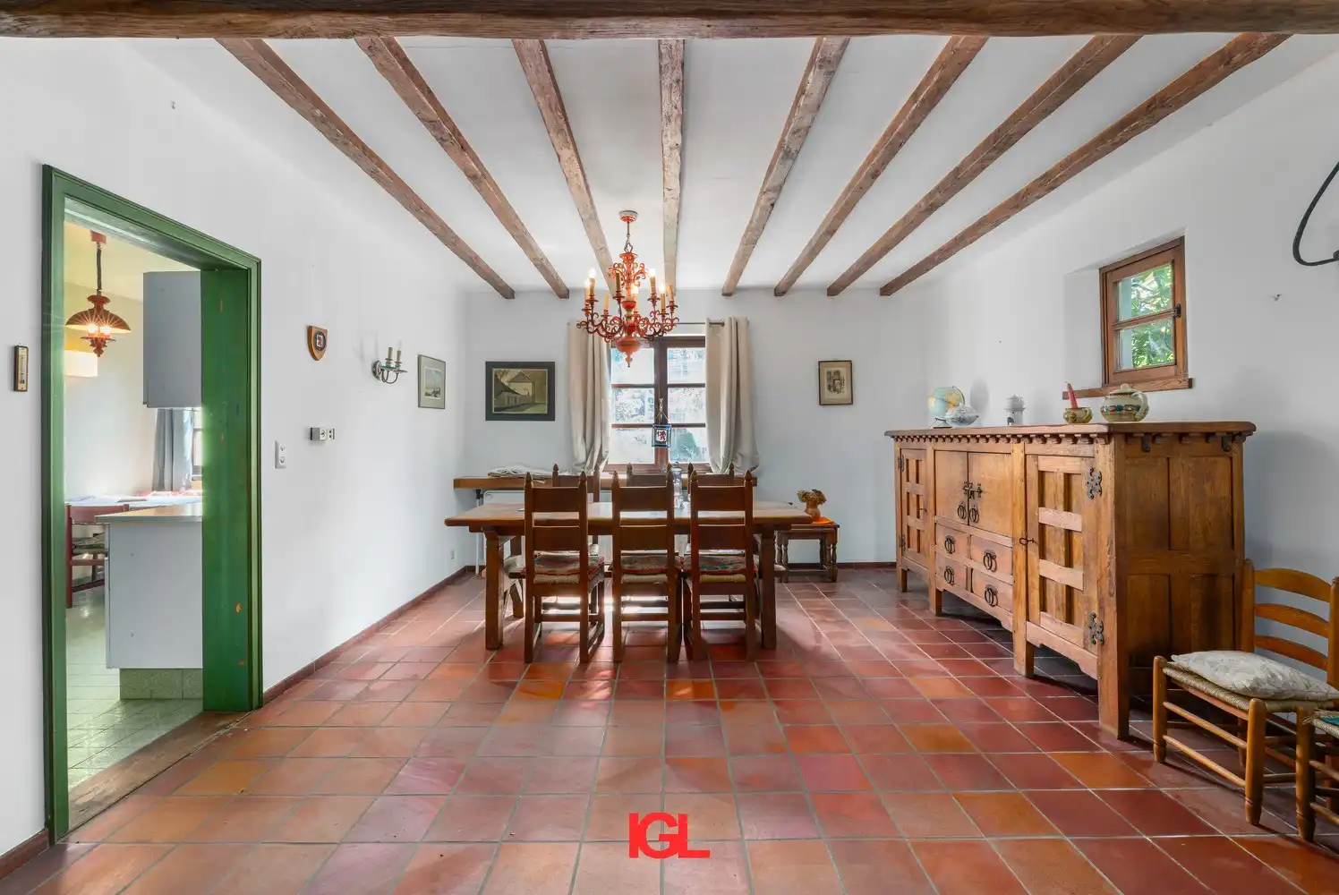 Ruime villa van 200 m² met 5 slaapkamers nabij centrum Sint-Pieters-Leeuw foto 4