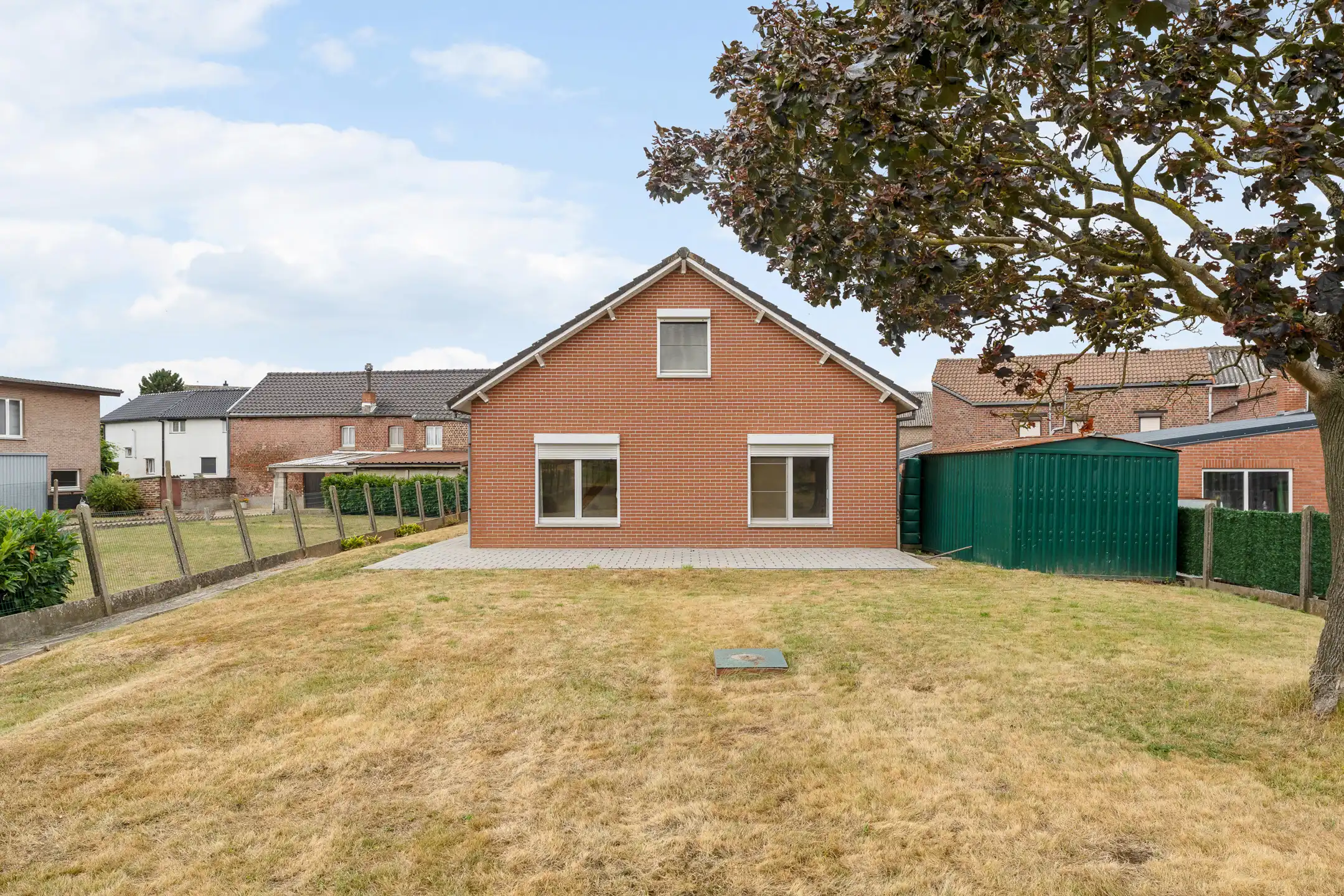 Charmante woning met inpandige garage te Millen foto 17
