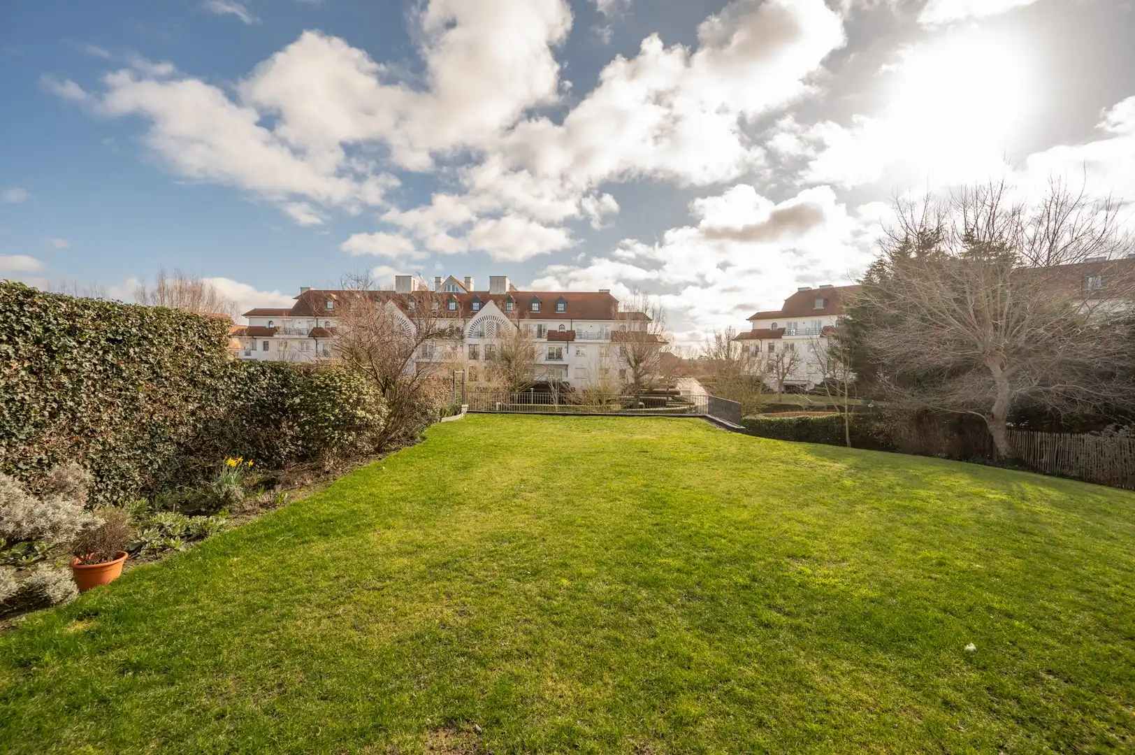 Exclusief hoekappartement in het Zoute ter hoogte van de Wandeldijk. foto 8