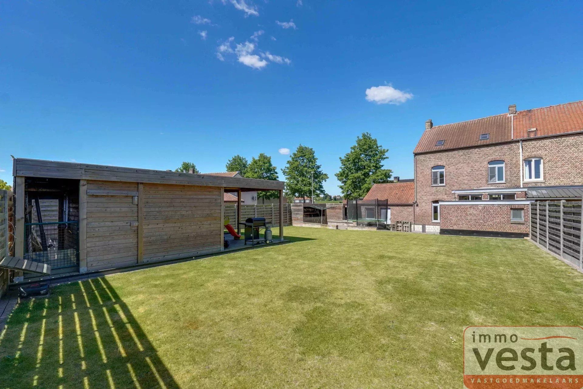 Halfopen bebouwing met 3 slaapkamers, tuin en garage in Velm foto 24