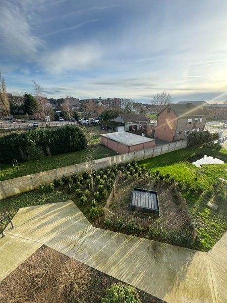 Penthouse met 2 slaapkamers  en een mooi terras. foto 30