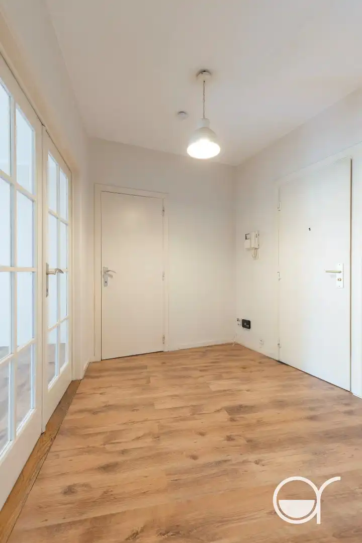 2-slaapkamerappartement in nabijheid van Sint-Pieterstation foto 4