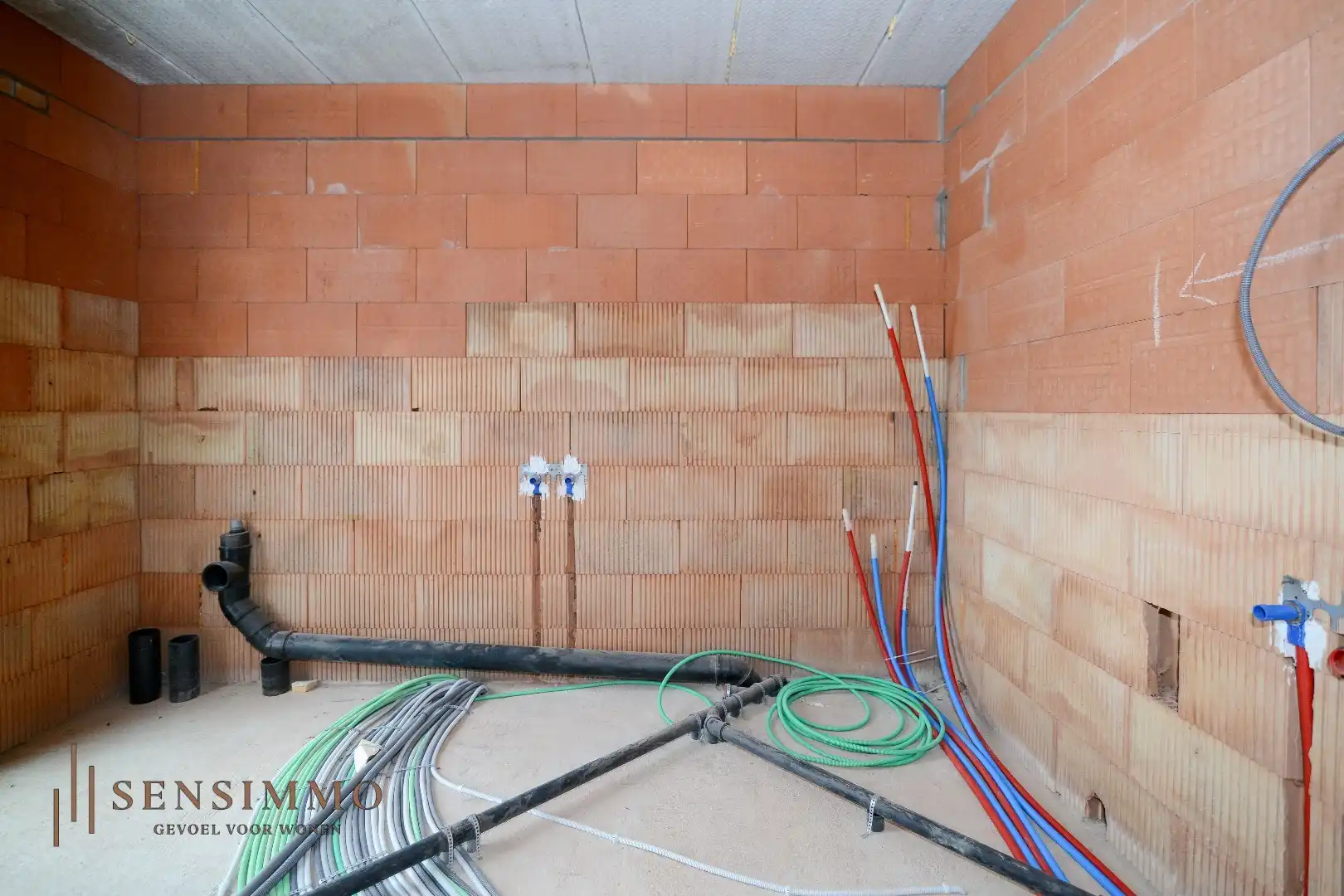 Unieke nieuwbouwwoning met praktijkruimte en energiezuinige voorzieningen foto 16