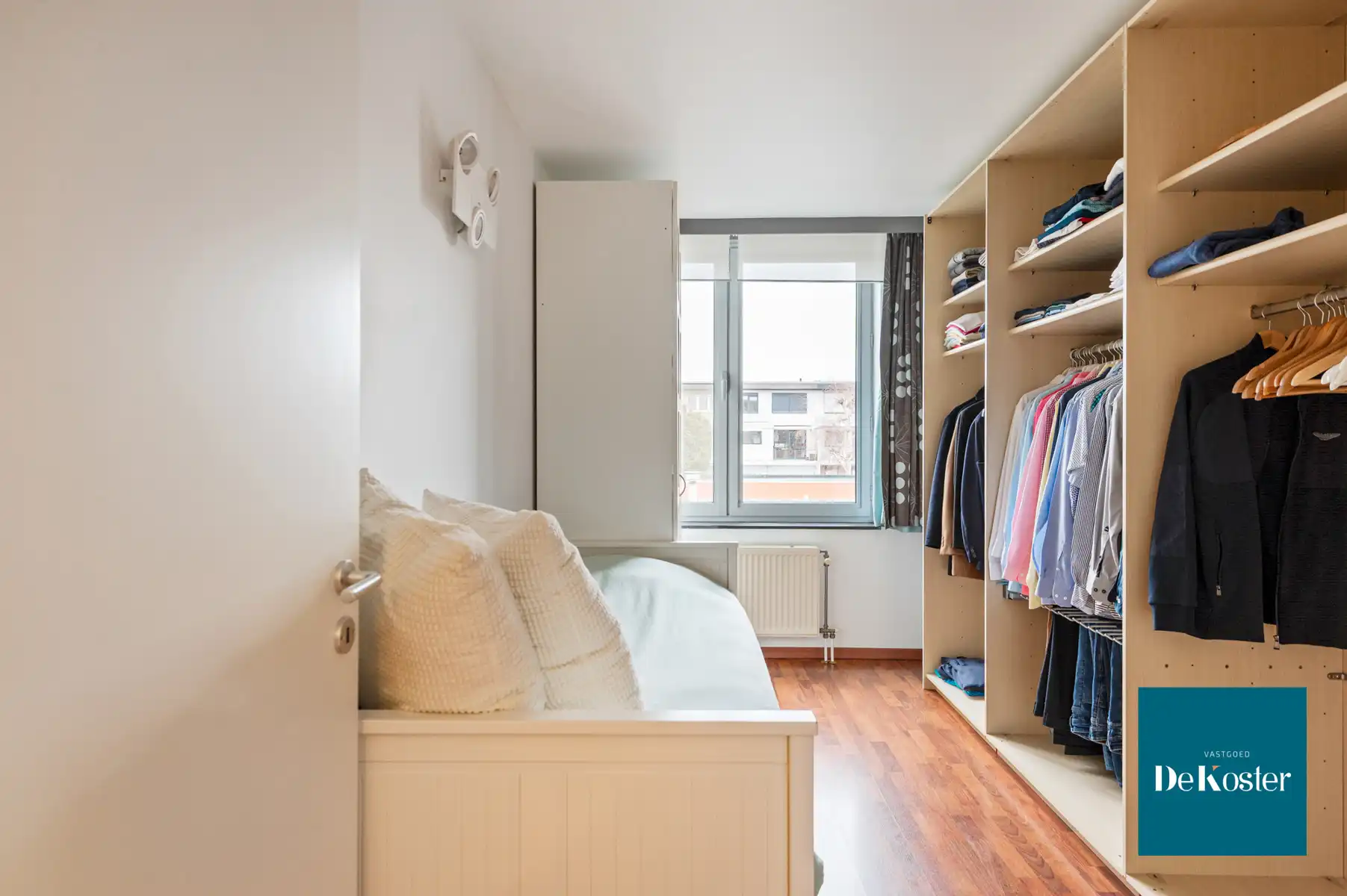 Stijlvol duplexappartement met ruim terras en garage foto 11