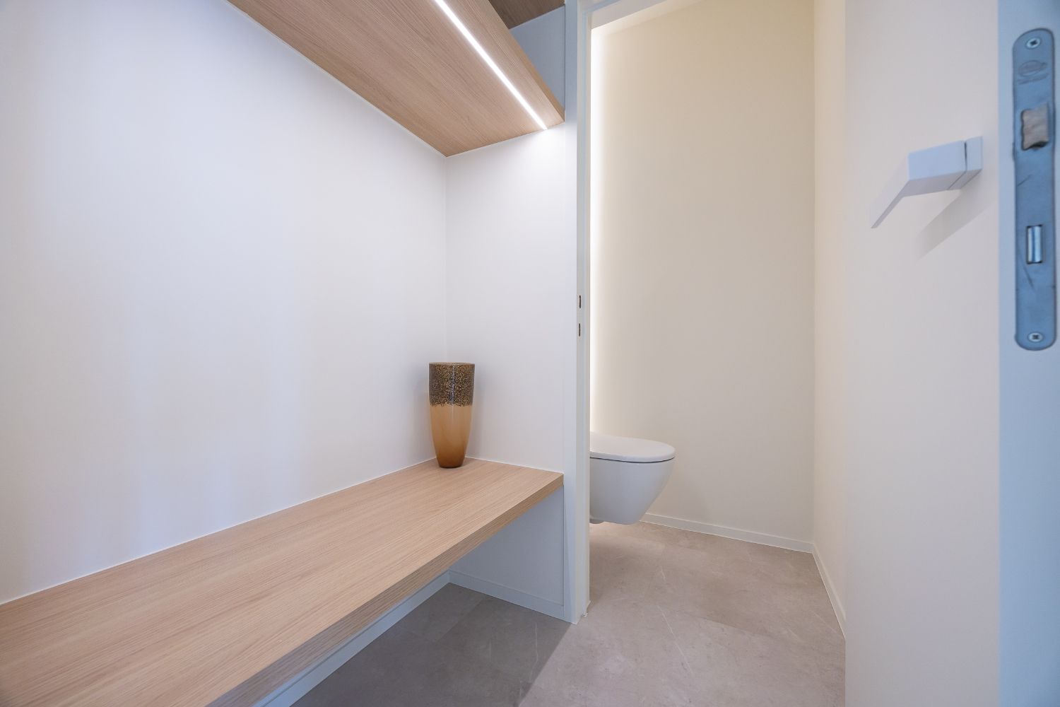 Luxueus 2 slaapkamer-appartement met frontaal zeezicht! foto 18