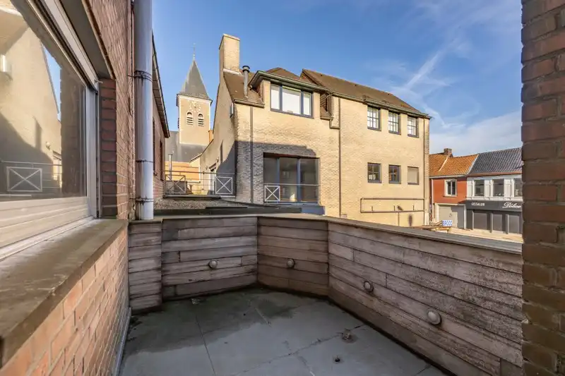 ✨ Instapklaar en vernieuwd appartement met 3 slaapkamers en 2 terrassen in het hart van Wakken! foto 8