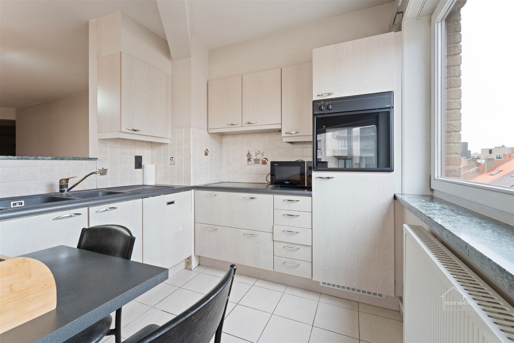 Lichtrijk instapklaar hoekappartement 2 slaapkamers foto 4