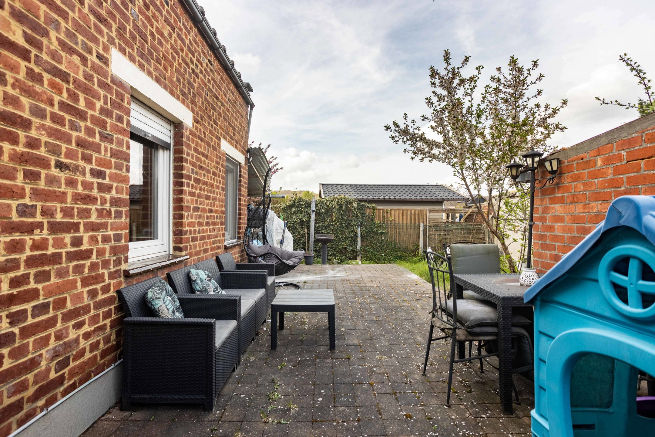 Goed gelegen 3-gevel woning met garage. foto 19