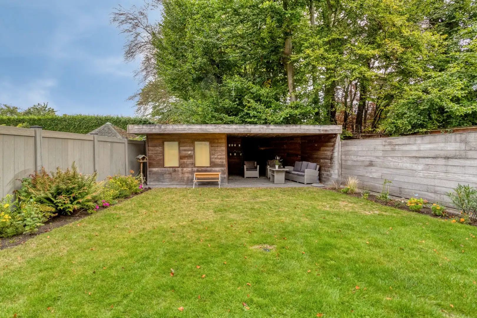 Gerenoveerde halfopen bebouwing met 4 slaapkamers, bureau en tuin in centrum Brasschaat foto 24