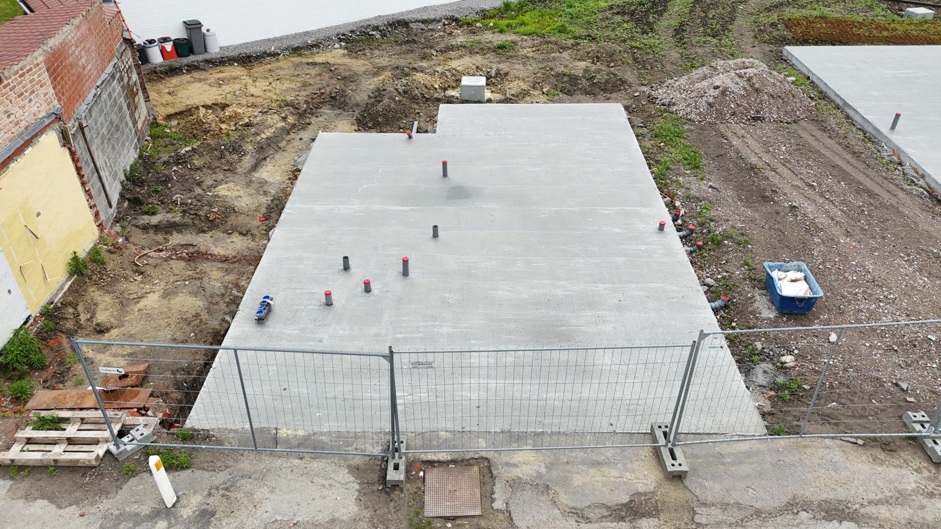 Alleenstaande nieuwbouwwoning met 4 slaapkamers en tuin te Koekelare  foto 7