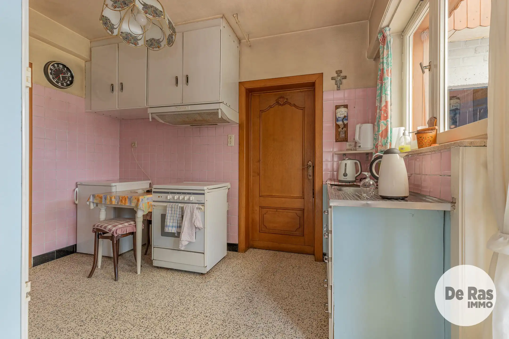 VLEKKEM- Ruime woning met 4 slaapkamers en uitgestrekte tuin foto 10