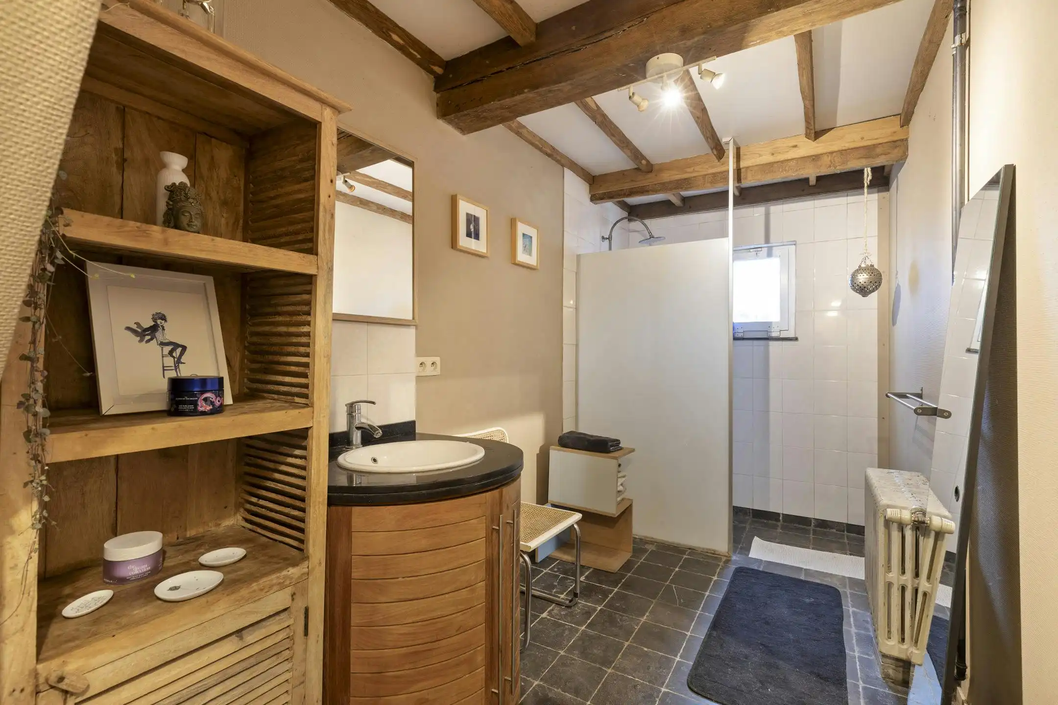 Charmante woning met afzonderlijk atelier/kantoor te koop foto 6