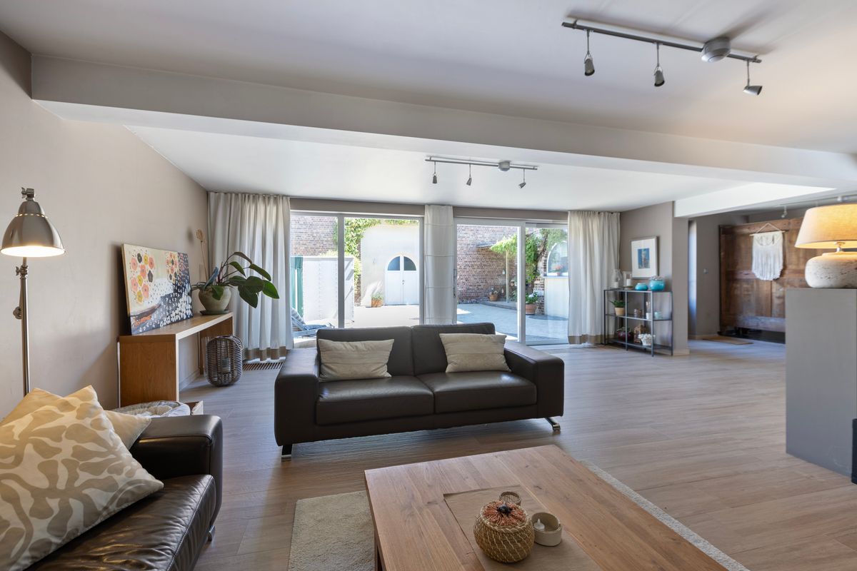 Authentieke hoevewoning met gezellige binnenkoer foto 7